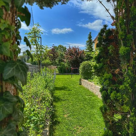 Hatzels Haeuschen Zirndorf Bagian luar foto